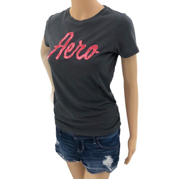 Aeropostale MEDIUM Gray Velvet Cursive Spellout Short Sleeve Tee Shirt  T-SHIRT - Picture 1 of 5